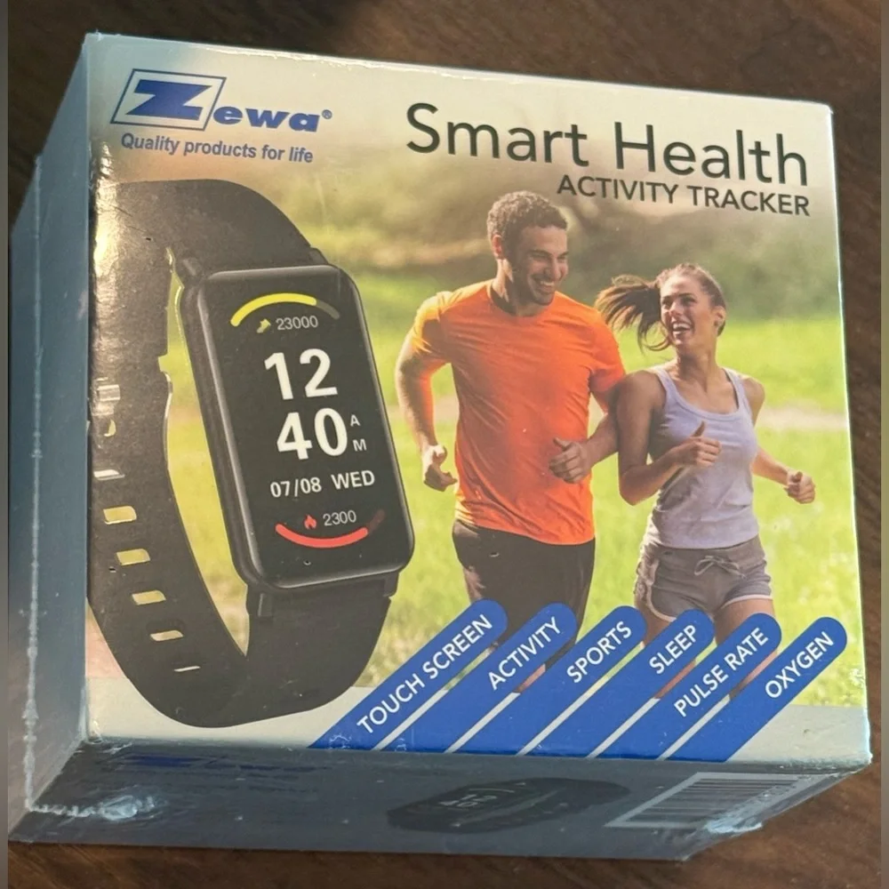 NEW IN BOX! Black Zewa Bluetooth Smartwatch/Activity Tracker